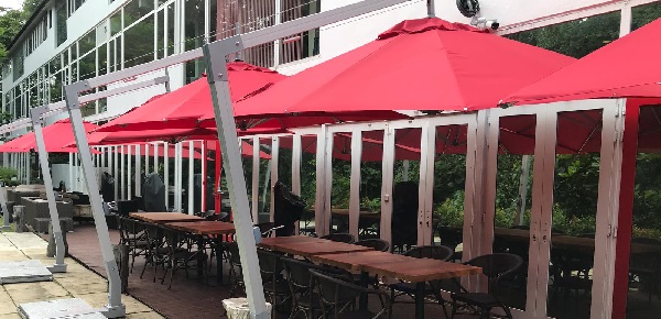 red canonpy in cantilever parasols
