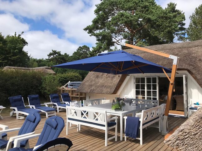 3x4-blue-canopy-Levante-Side-Wind-4